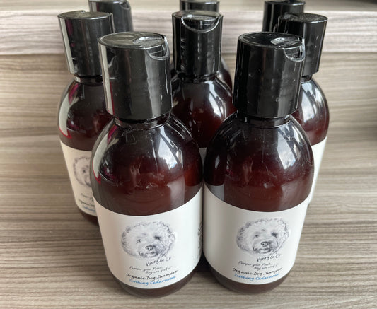 Organic Soothing Cedarwood Dog Shampoo by Henry & Co 250ml