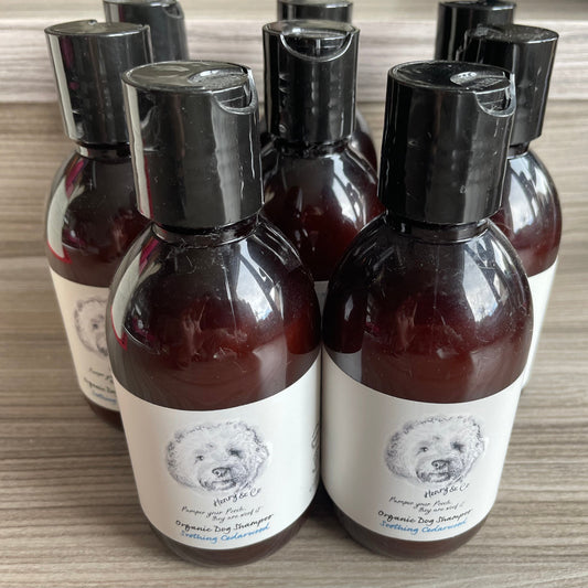 Organic Soothing Cedarwood Dog Shampoo by Henry & Co 250ml